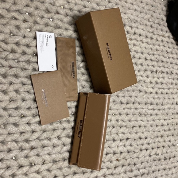 Burberry Leather Brown Glasses Case and Box with Paperwork - Picture 2 of 6